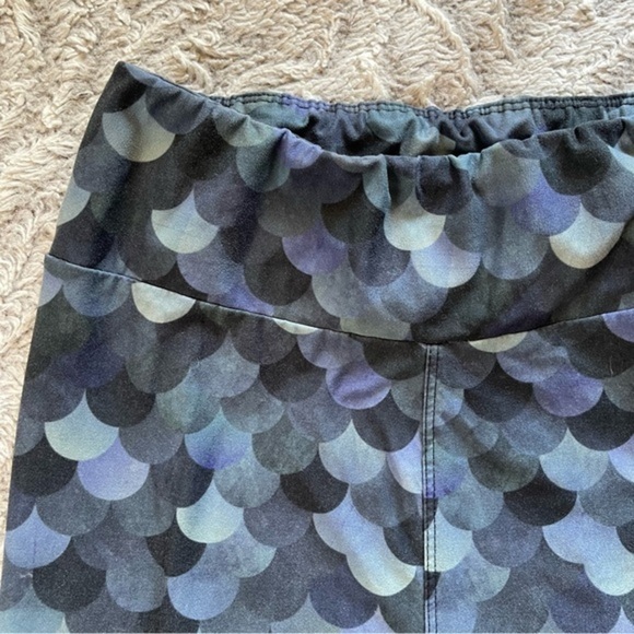 4 for 16$ Mermaid scales Southwest legging Co. leggings - Picture 3 of 5